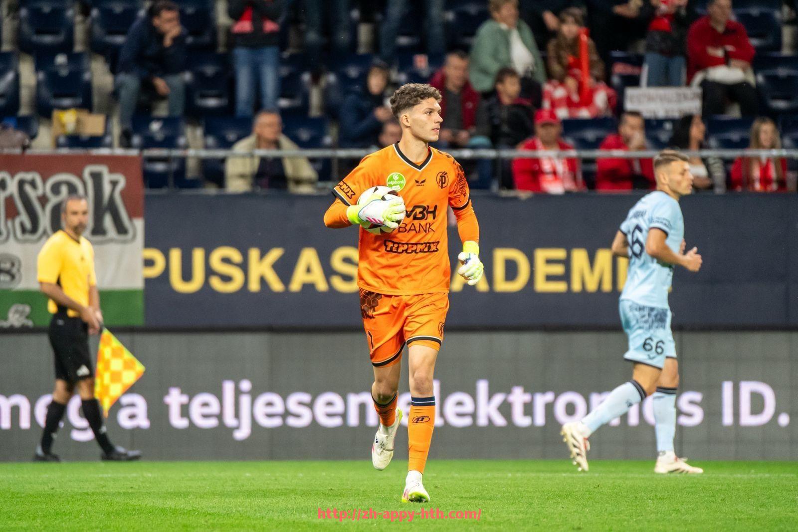 华体会hth官方网站下载-意甲联赛中创造奇迹的球队盘点及经典逆转赛事回顾